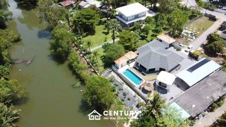 1,310 metro cuadrado 3 ` 4 Baño Villa de Venta