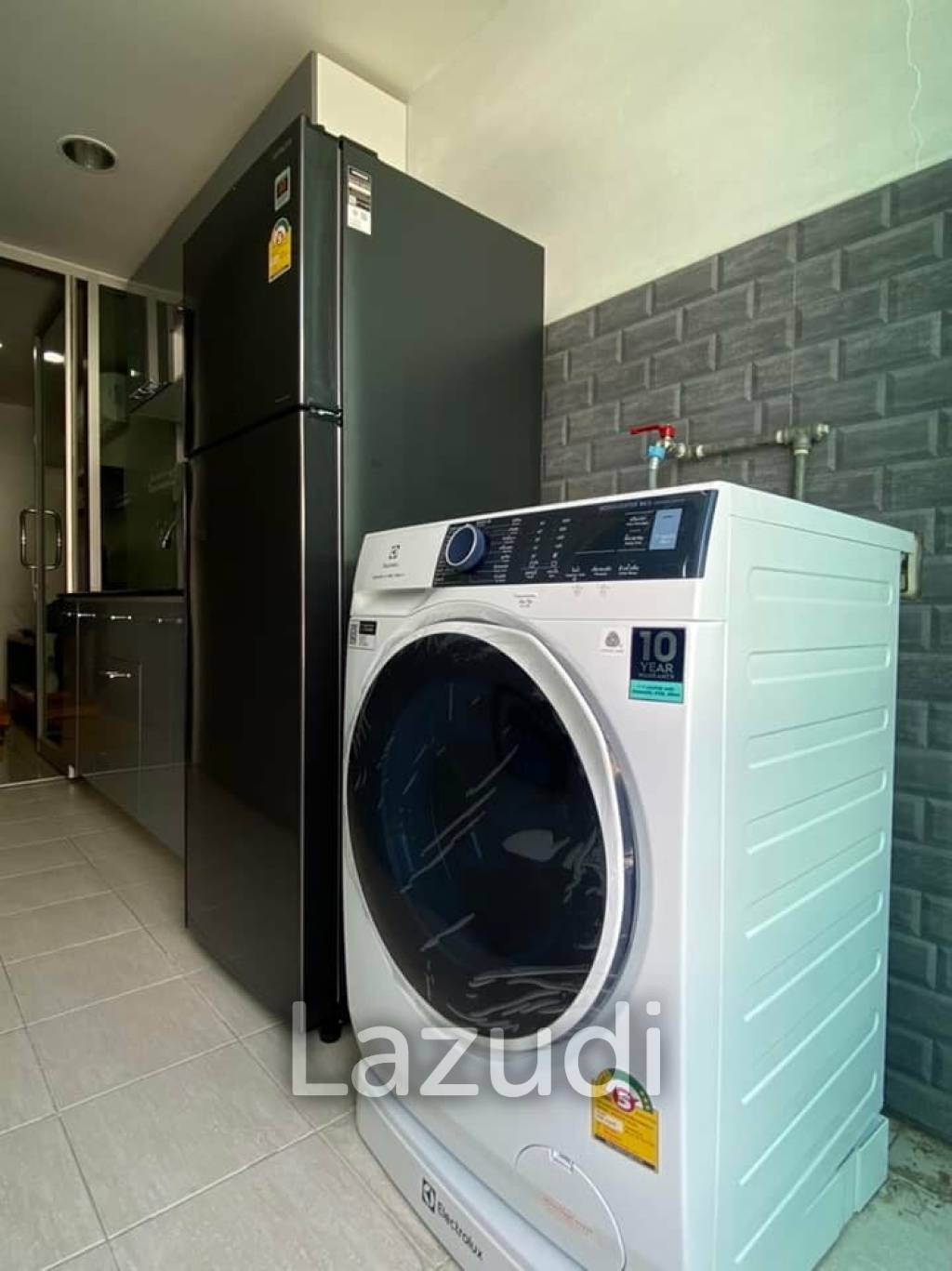 2 Bed 1 Bath 62 Sqm Condo For Sale