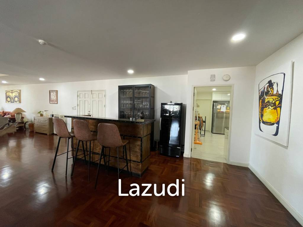 3 Bedroom 4 Bathroom 319 SQ.M Oriental Towers