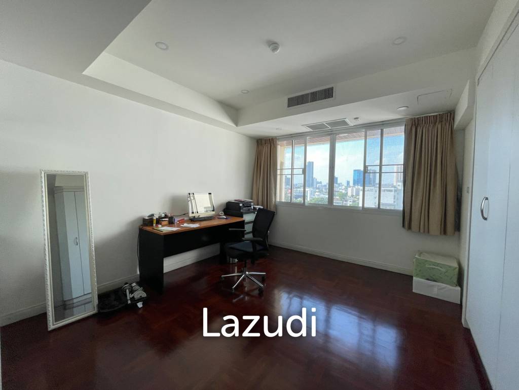 3 Bedroom 4 Bathroom 319 SQ.M Oriental Towers