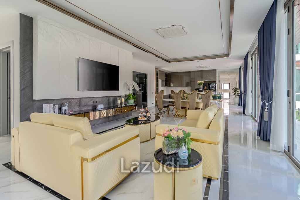 6 Bed 10 Bath 1,095 SQ.M The Prestige at Siam Royal View