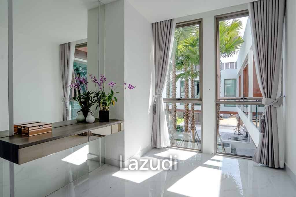 6 Bed 10 Bath 1,095 SQ.M The Prestige at Siam Royal View