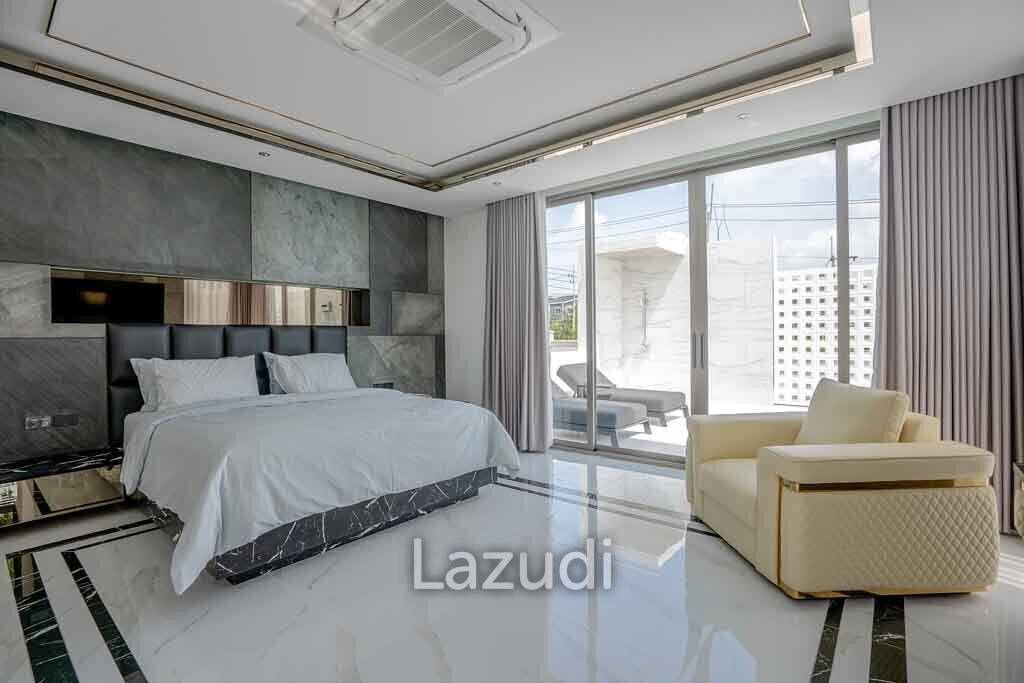 6 Bed 10 Bath 1,095 SQ.M The Prestige at Siam Royal View