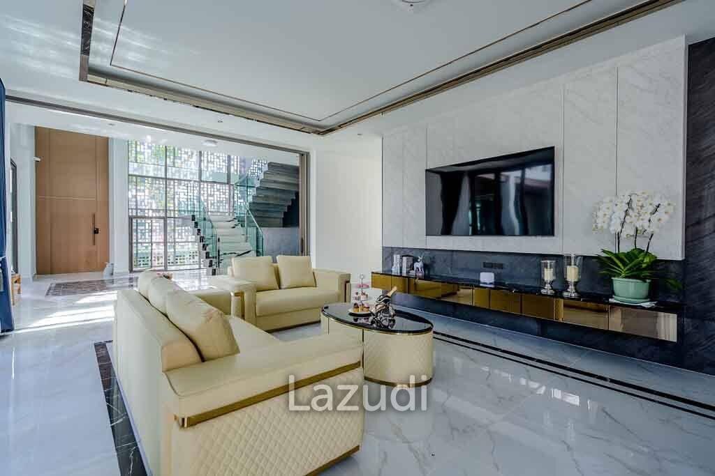 6 Bed 10 Bath 1,095 SQ.M The Prestige at Siam Royal View