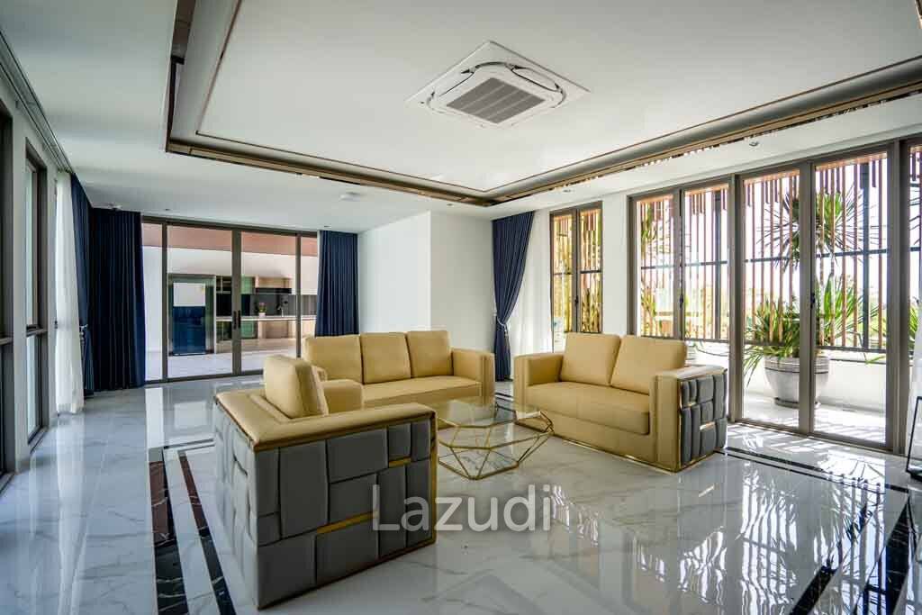 6 Bed 10 Bath 1,095 SQ.M The Prestige at Siam Royal View