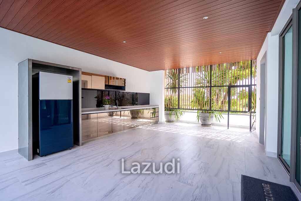 6 Bed 10 Bath 1,095 SQ.M The Prestige at Siam Royal View