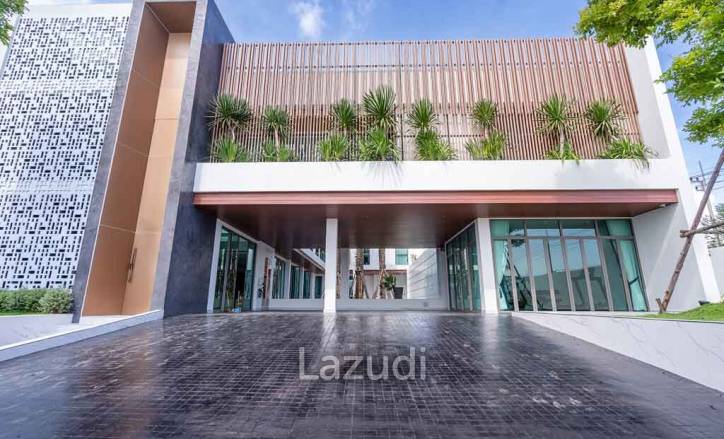 6 Bed 8 Bath 905 SQ.M The Prestige at Siam Royal View