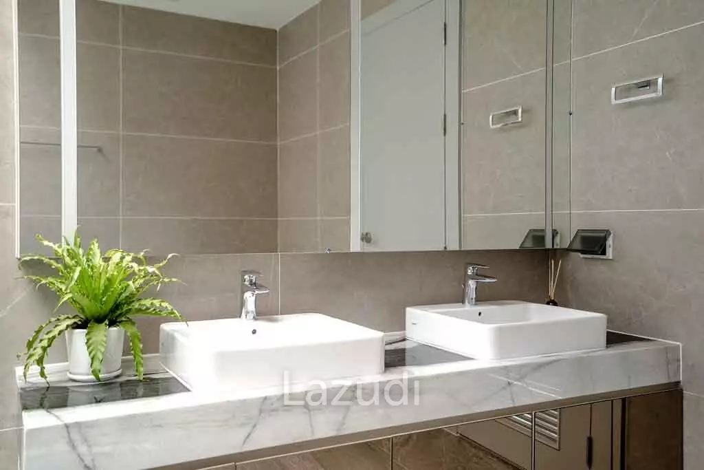 5 Bed 7 Bath 721 SQ.M The Prestige at Siam Royal View