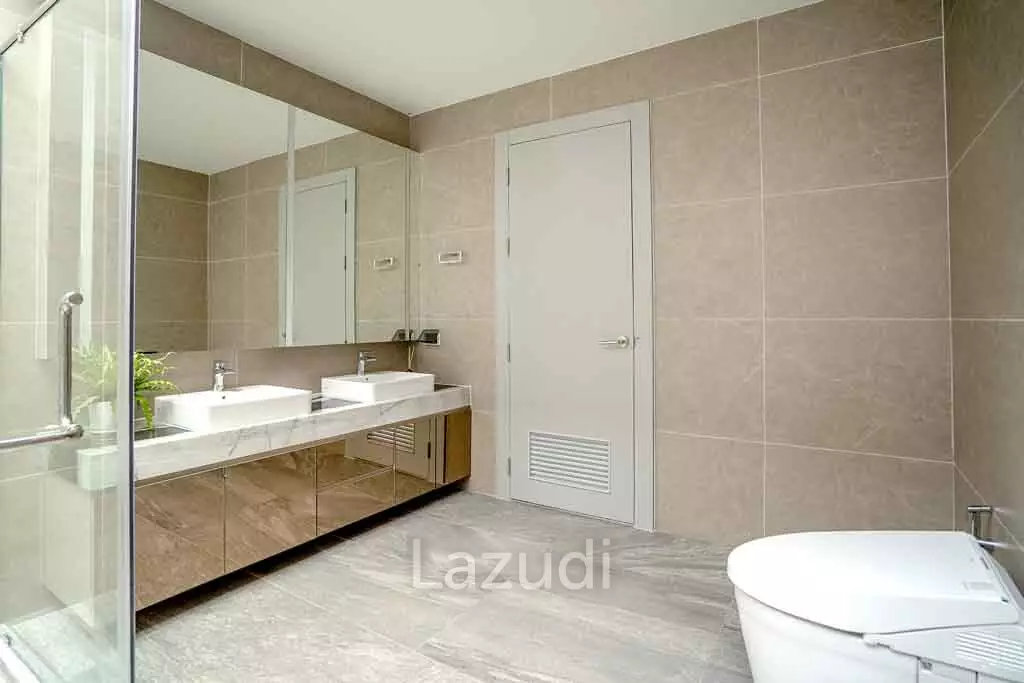 5 Bed 7 Bath 721 SQ.M The Prestige at Siam Royal View
