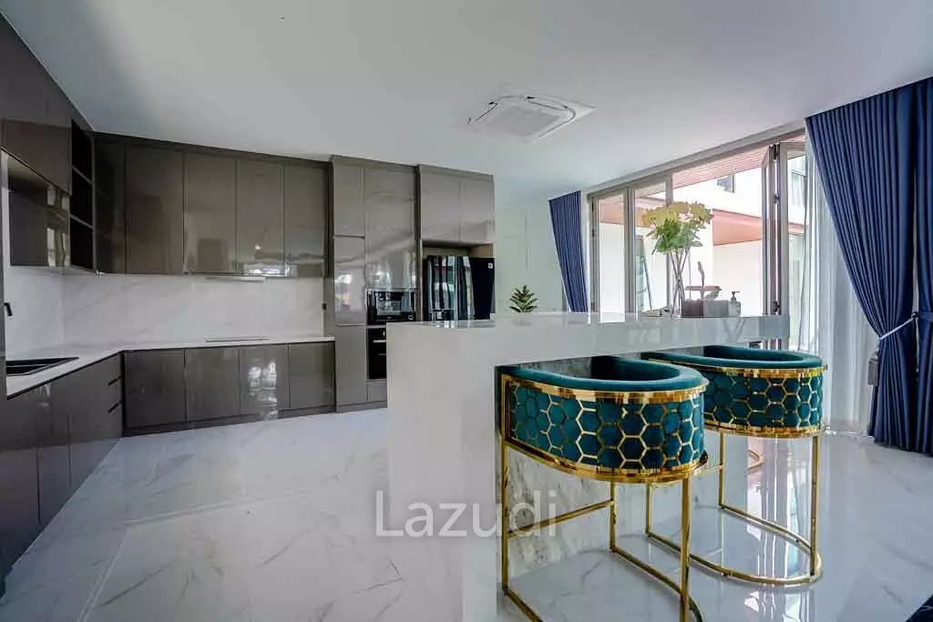 5 Bed 7 Bath 721 SQ.M The Prestige at Siam Royal View