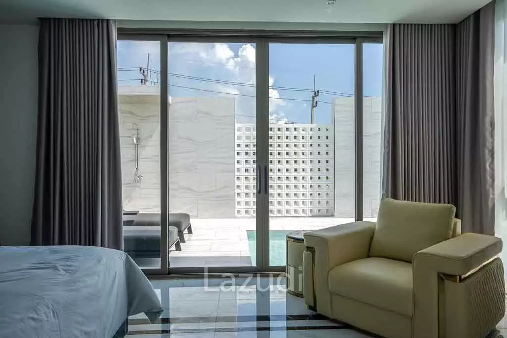 5 Bed 7 Bath 721 SQ.M The Prestige at Siam Royal View