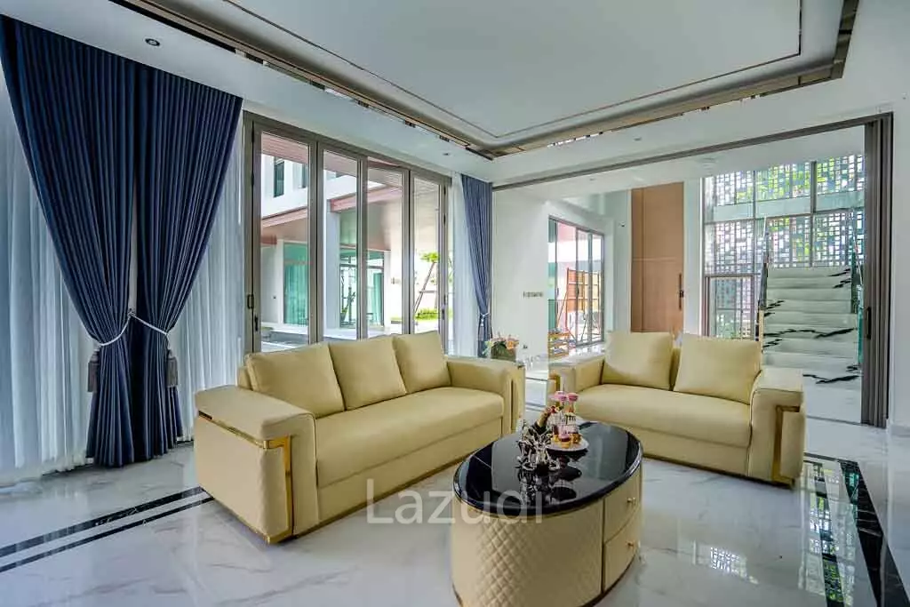 5 Bed 7 Bath 721 SQ.M The Prestige at Siam Royal View