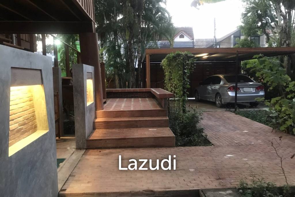 3 Beds 3 Baths 536 SQ.M Lanna Style House
