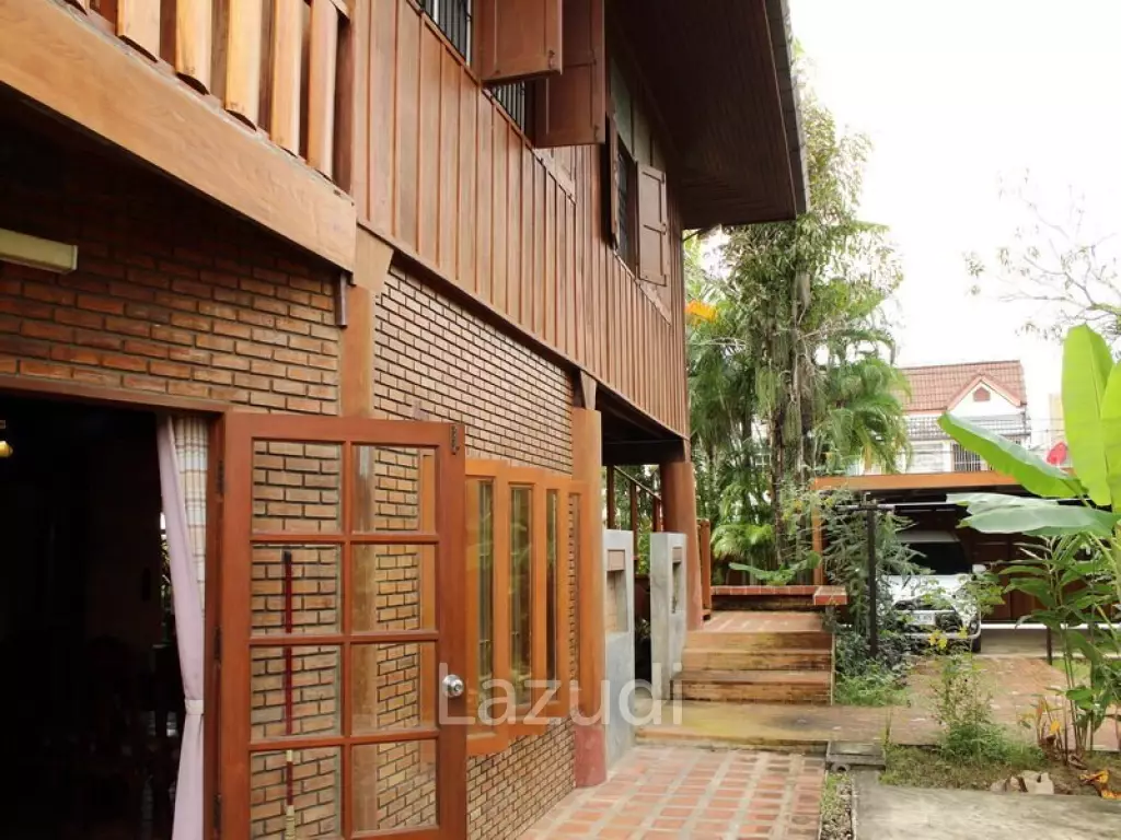 3 Beds 3 Baths 536 SQ.M Lanna Style House