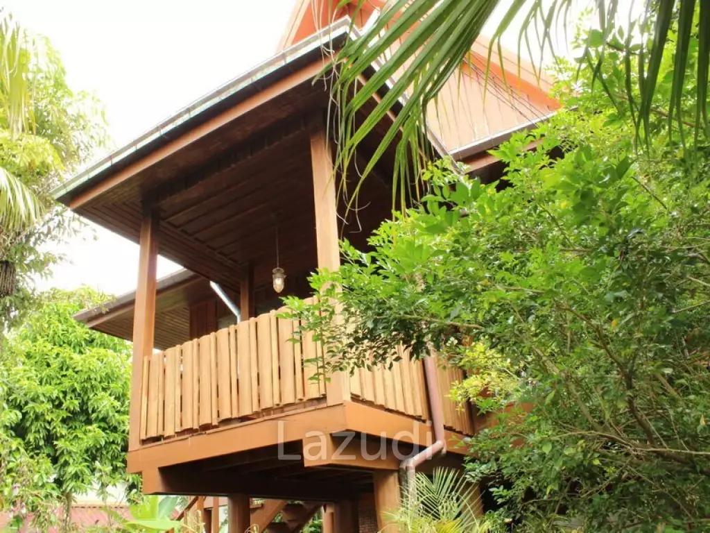 3 Beds 3 Baths 536 SQ.M Lanna Style House