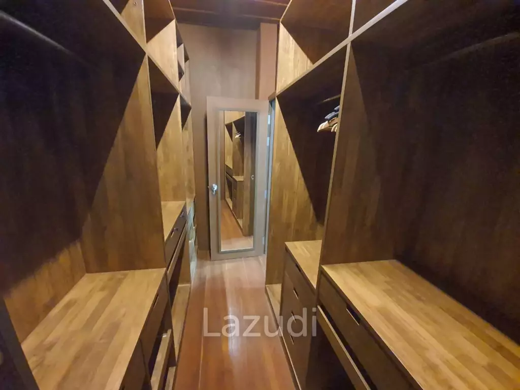 3 Beds 3 Baths 536 SQ.M Lanna Style House