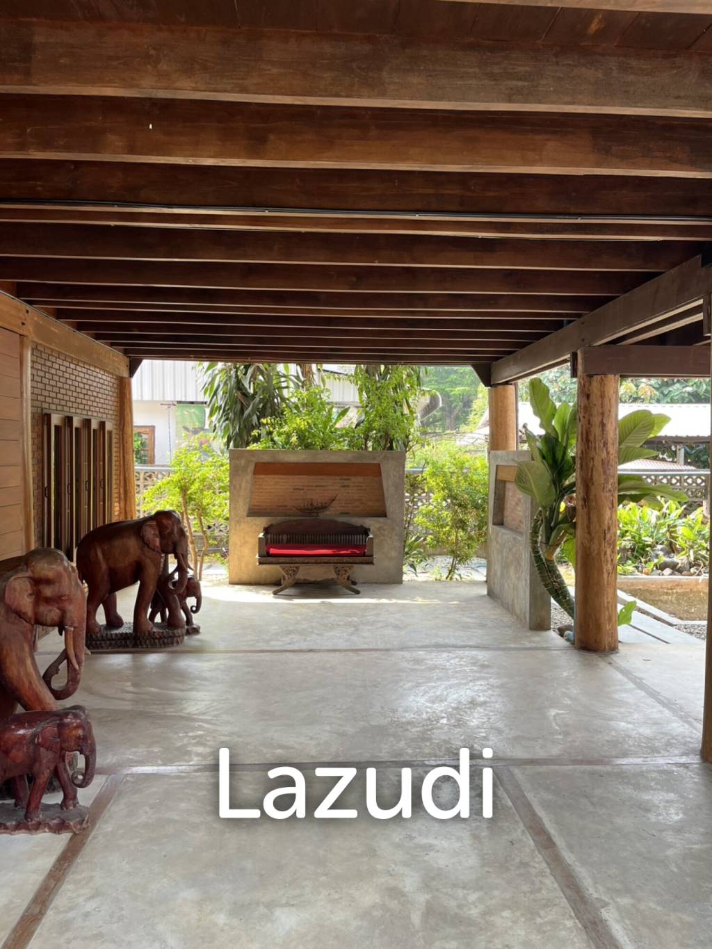 3 Beds 3 Baths 536 SQ.M Lanna Style House