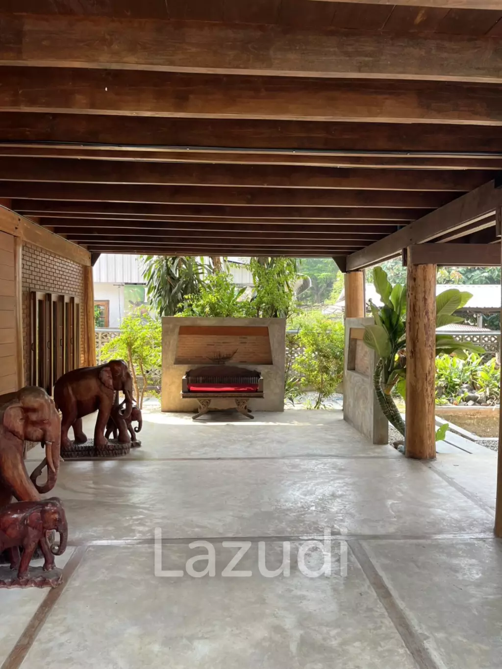 3 Beds 3 Baths 536 SQ.M Lanna Style House
