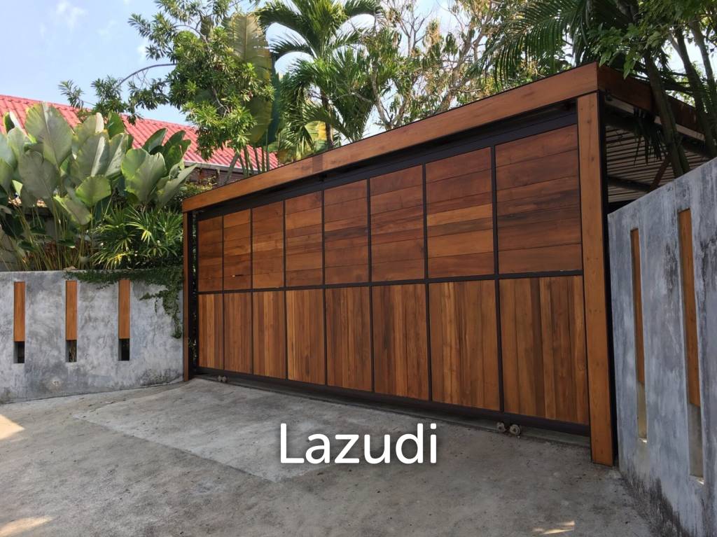 3 Beds 3 Baths 536 SQ.M Lanna Style House