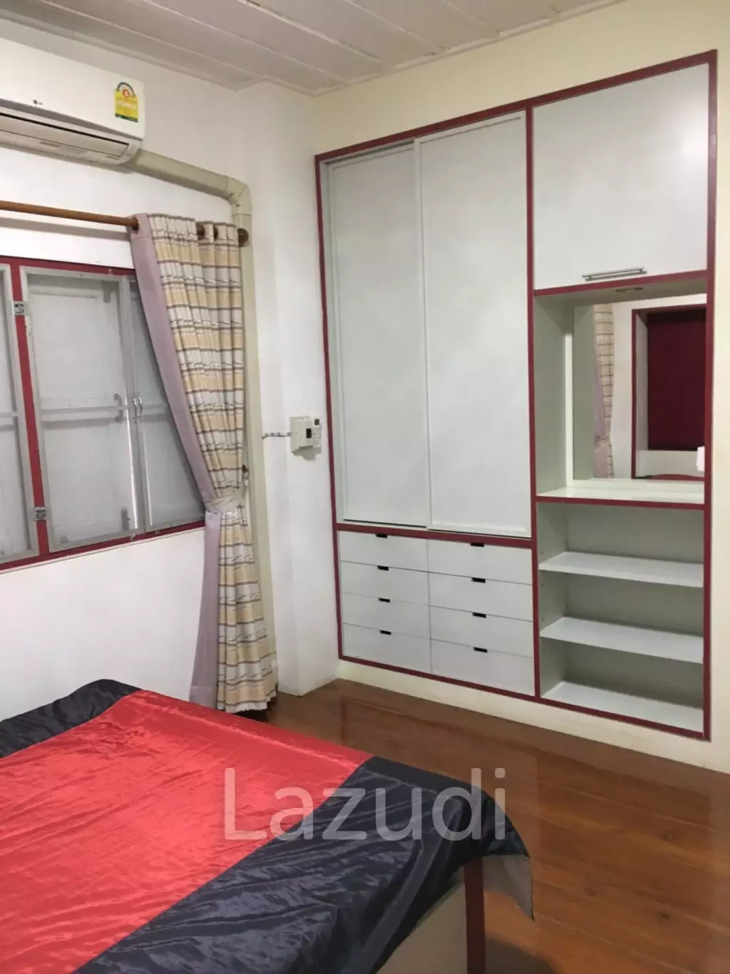 3 Beds 3 Baths 536 SQ.M Lanna Style House