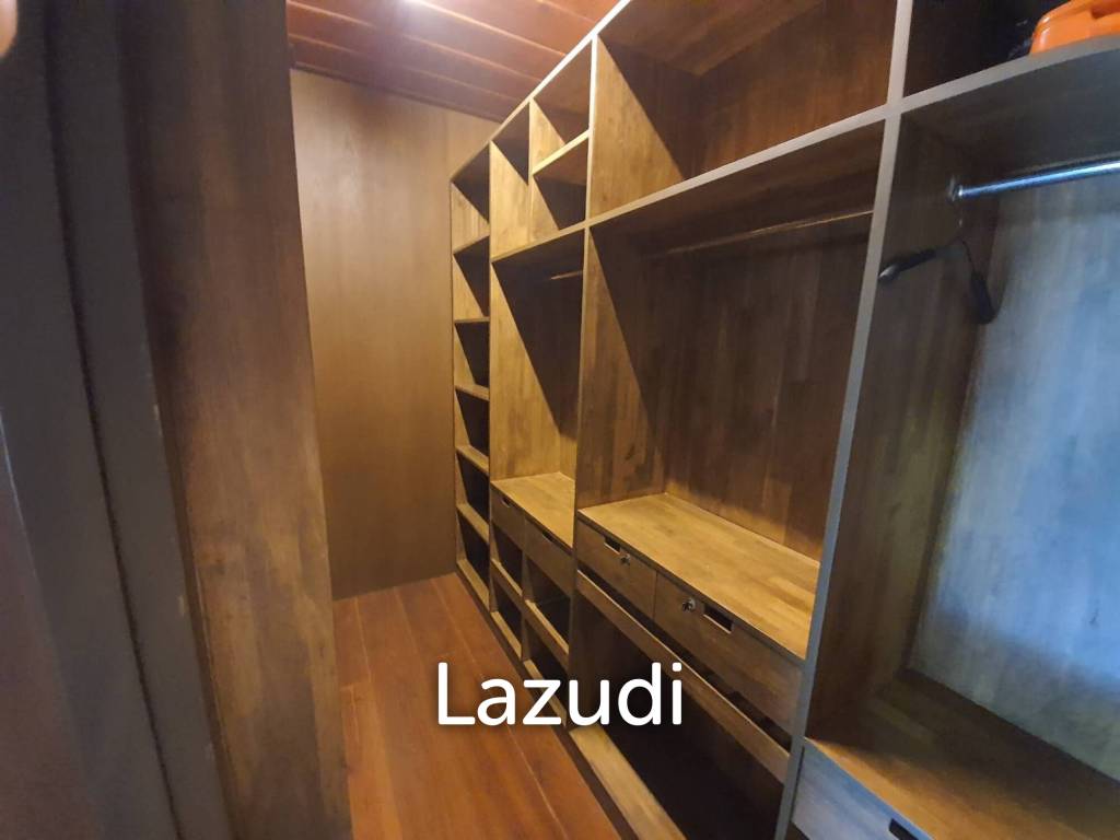 3 Beds 3 Baths 536 SQ.M Lanna Style House