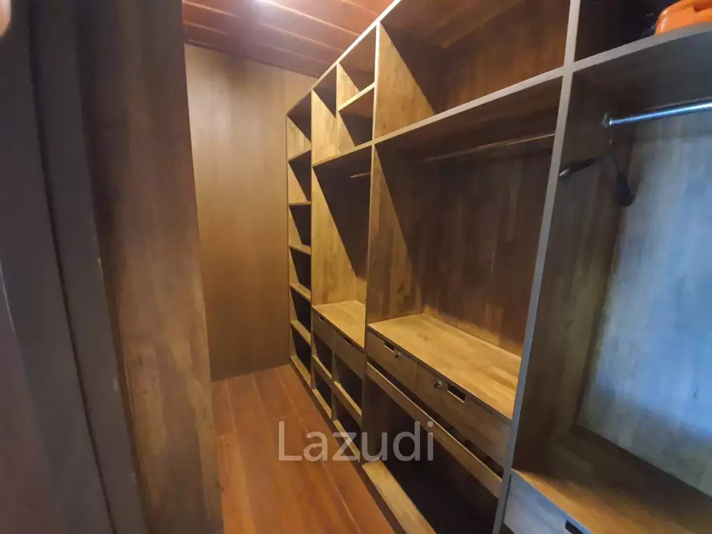 3 Beds 3 Baths 536 SQ.M Lanna Style House