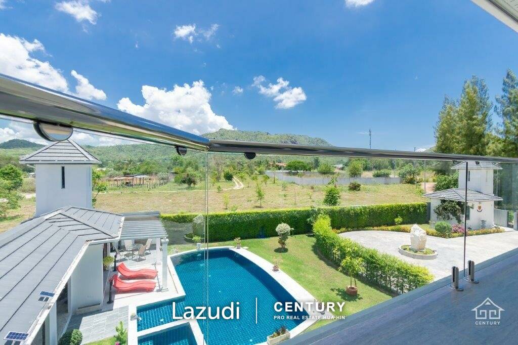 Outstanding Modern 4 Bed Pool Villa close to Black Mountain Golf Course