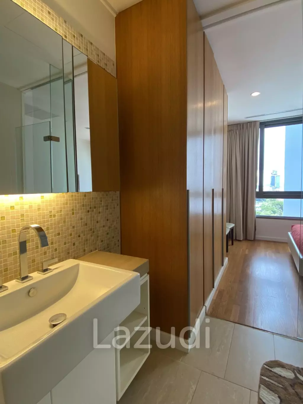 2 beds 2 baths with seaview for sell