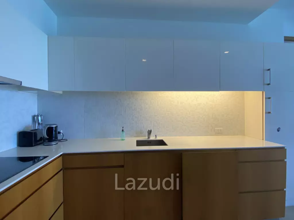2 beds 2 baths with seaview for sell
