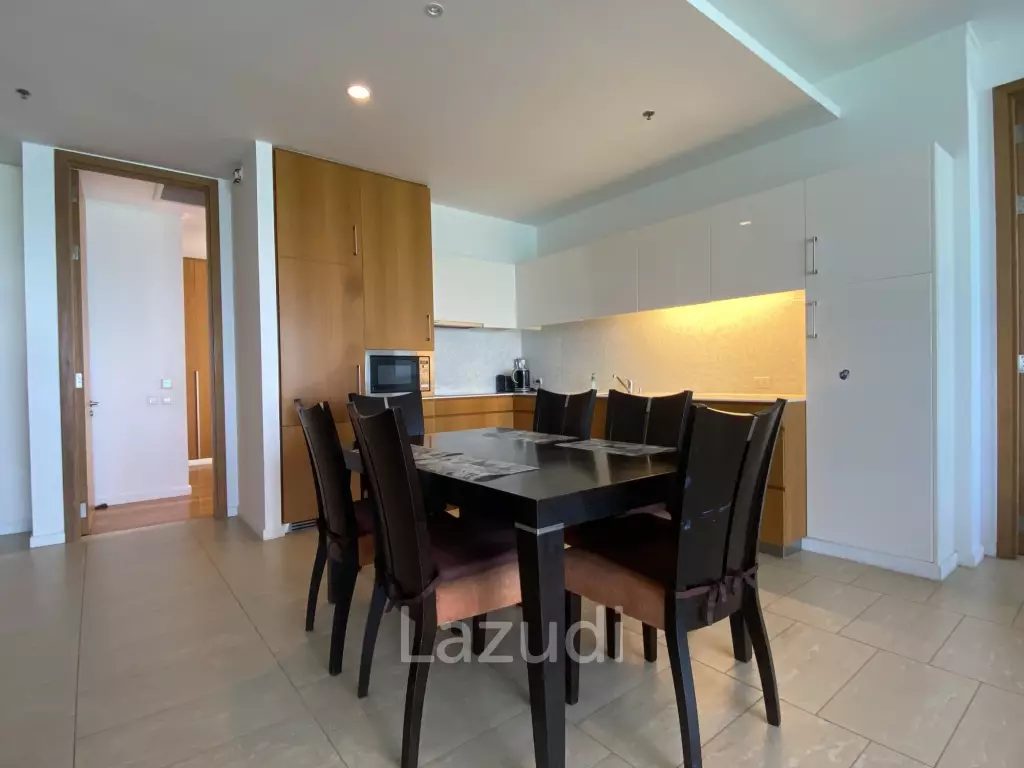 2 beds 2 baths with seaview for sell