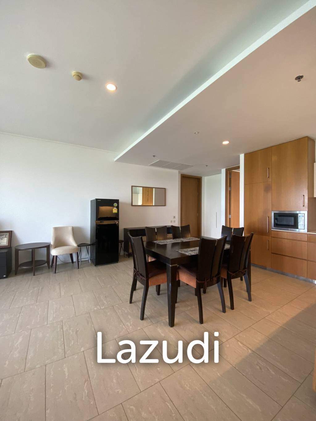 2 beds 2 baths with seaview for sell