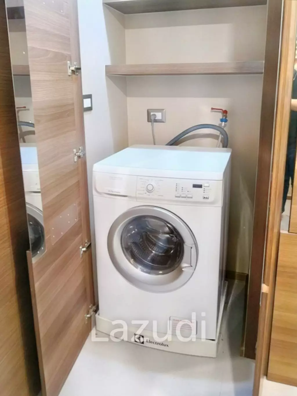 1 Bed 1 Bath 56 SQ.M The Address Sathorn