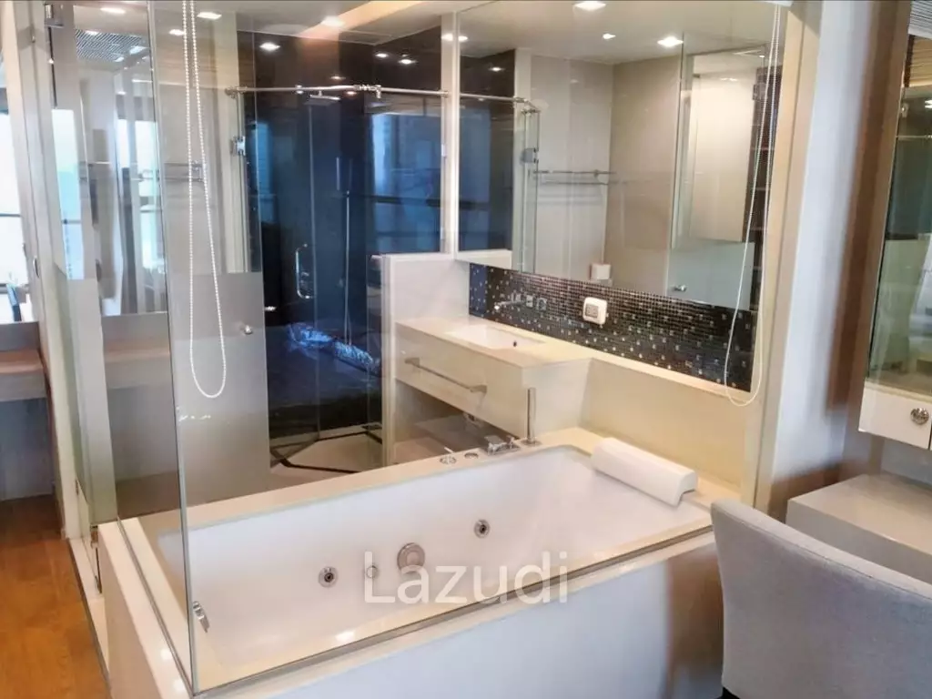 1 Bed 1 Bath 56 SQ.M The Address Sathorn