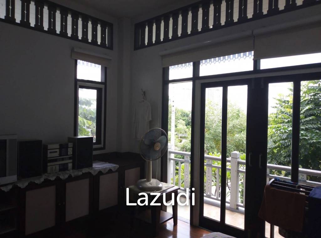 175 Sqm detached house For Sale in Oriental Beach Cha-Am