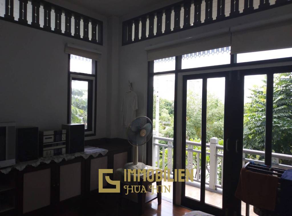 2 Bed 175 SQ.M House in Oriental Beach Cha-Am