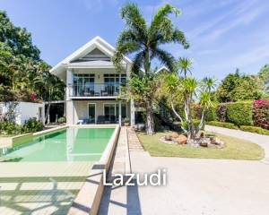 Modern 3 or 4 Bed Pool Villa near the town + beaches