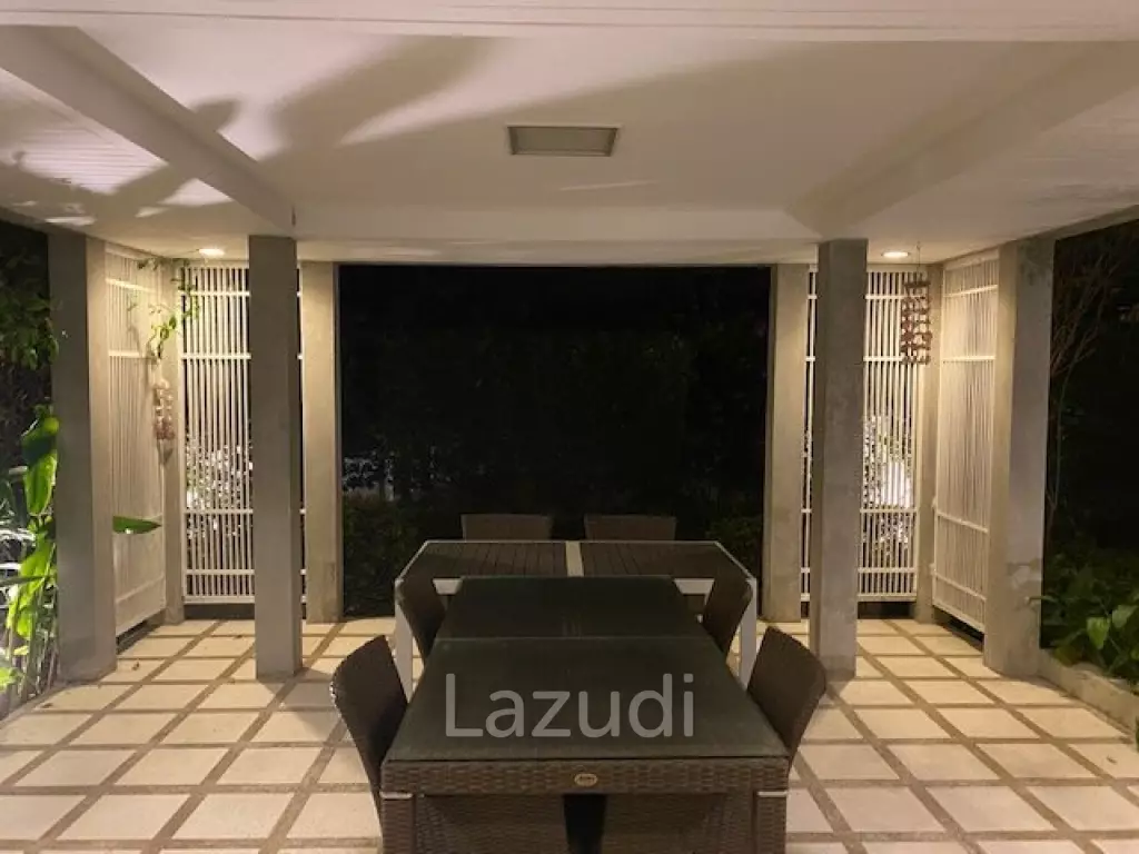 Modern 3 or 4 Bed Pool Villa near the town + beaches