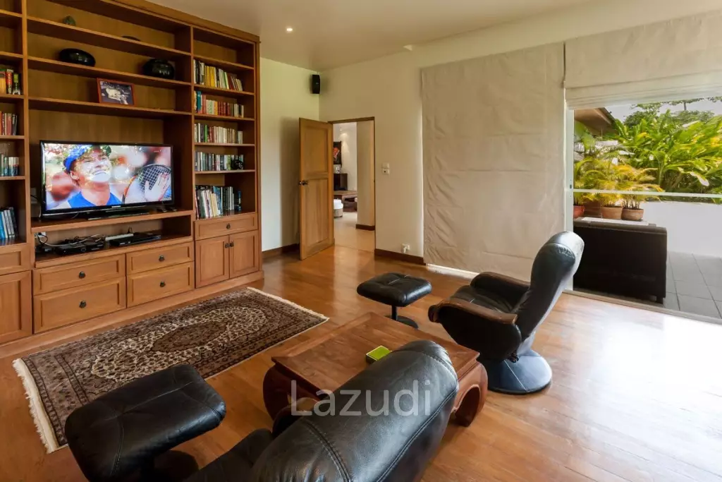 4 Bed 4 Bath 700 SQ.M Rim Nua Villa