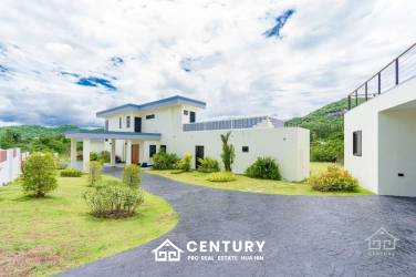  5 ` 5 Baño Villa de Venta