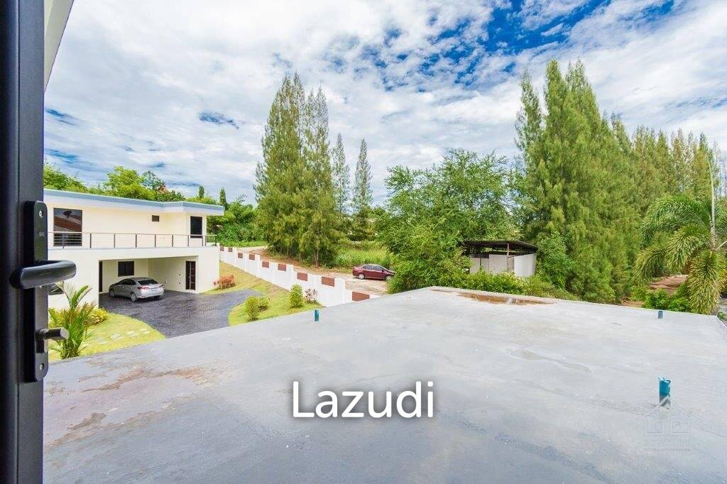 Outstanding Modern Lakeside 3 bed pool villa with 1 bed guesthouse and Maids Quarters near Black Mountain Golf Course.