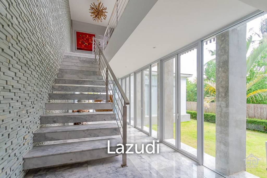 1,200 Sqm 8 Bed 10 Bath Villa For Sale