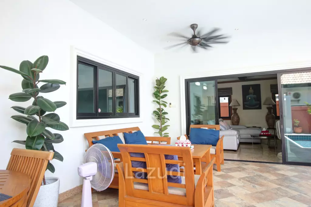 3 Bed Single Story Pool Villa For Sale - Great Condition