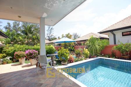 3 Bed Single Story Pool Villa For Sale - Great Condition