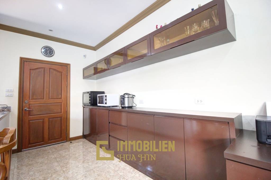 460 metro cuadrado 3 ` 2 Baño Villa de Venta