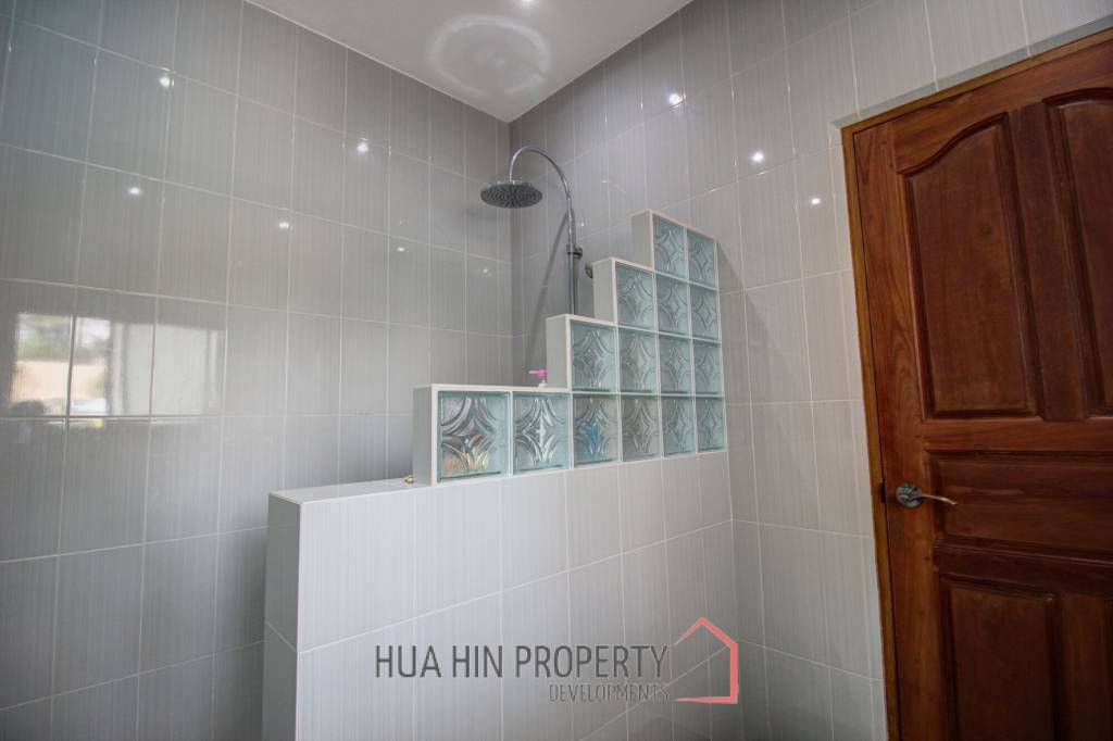 3 Bed Single Story Pool Villa For Sale - Great Condition