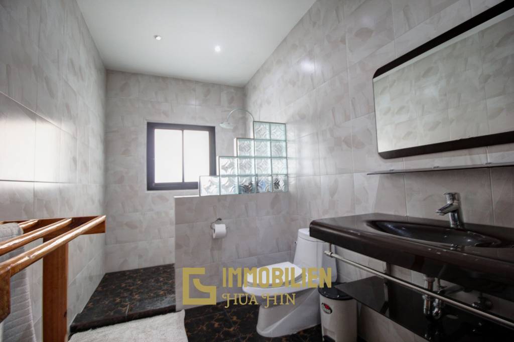 460 metro cuadrado 3 ` 2 Baño Villa de Venta