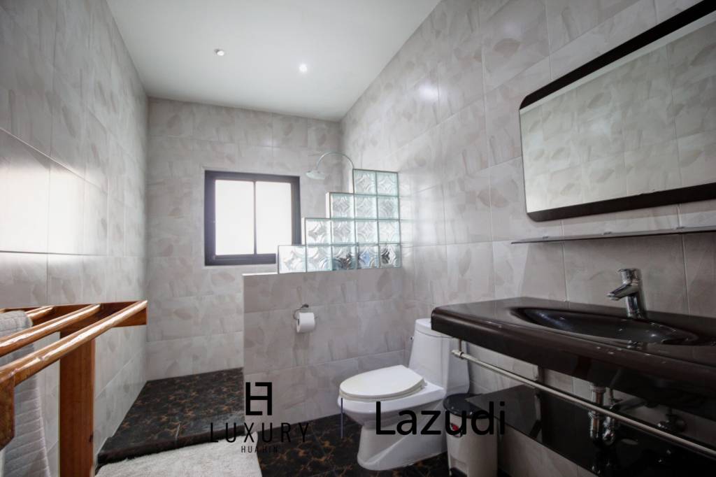 460 metro cuadrado 3 ` 2 Baño Villa de Venta