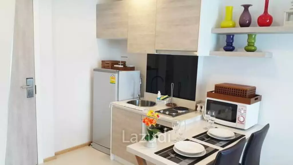 Studio for Sale in  Acqua Condominium