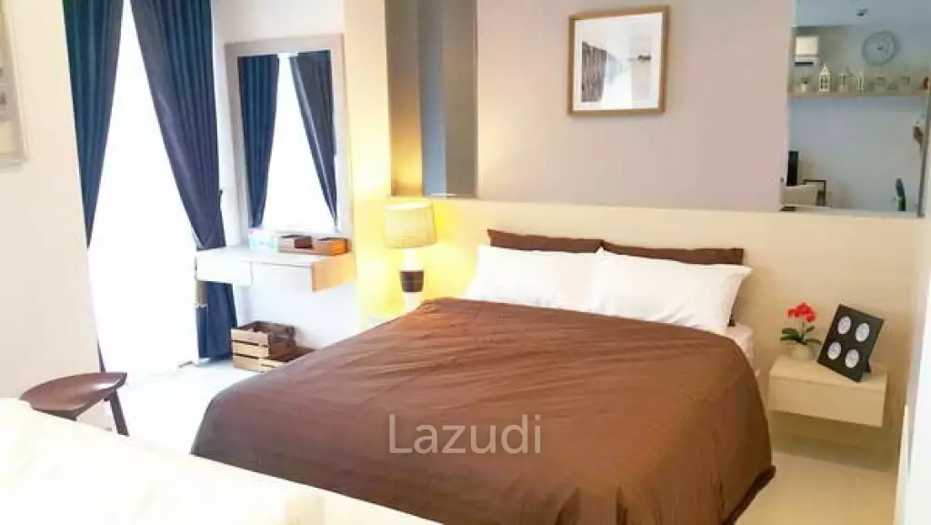 Studio for Sale in  Acqua Condominium