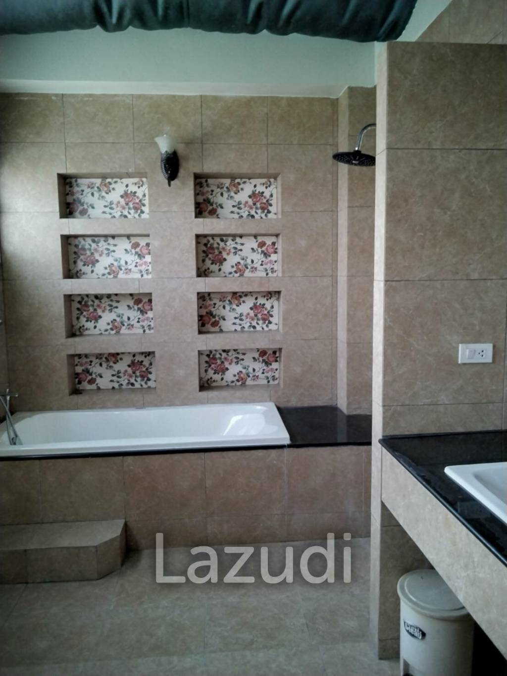 4 Bedrooms 400 SQ.M 2 Storeys House